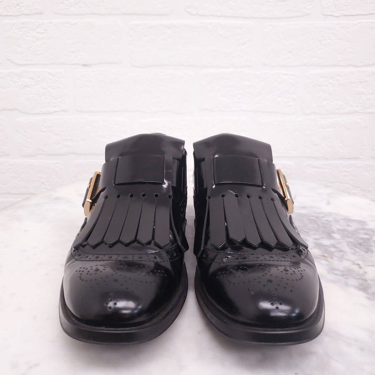 TODS BLACK SPECTATORS WITH BUCKLE - SIZE 7.5