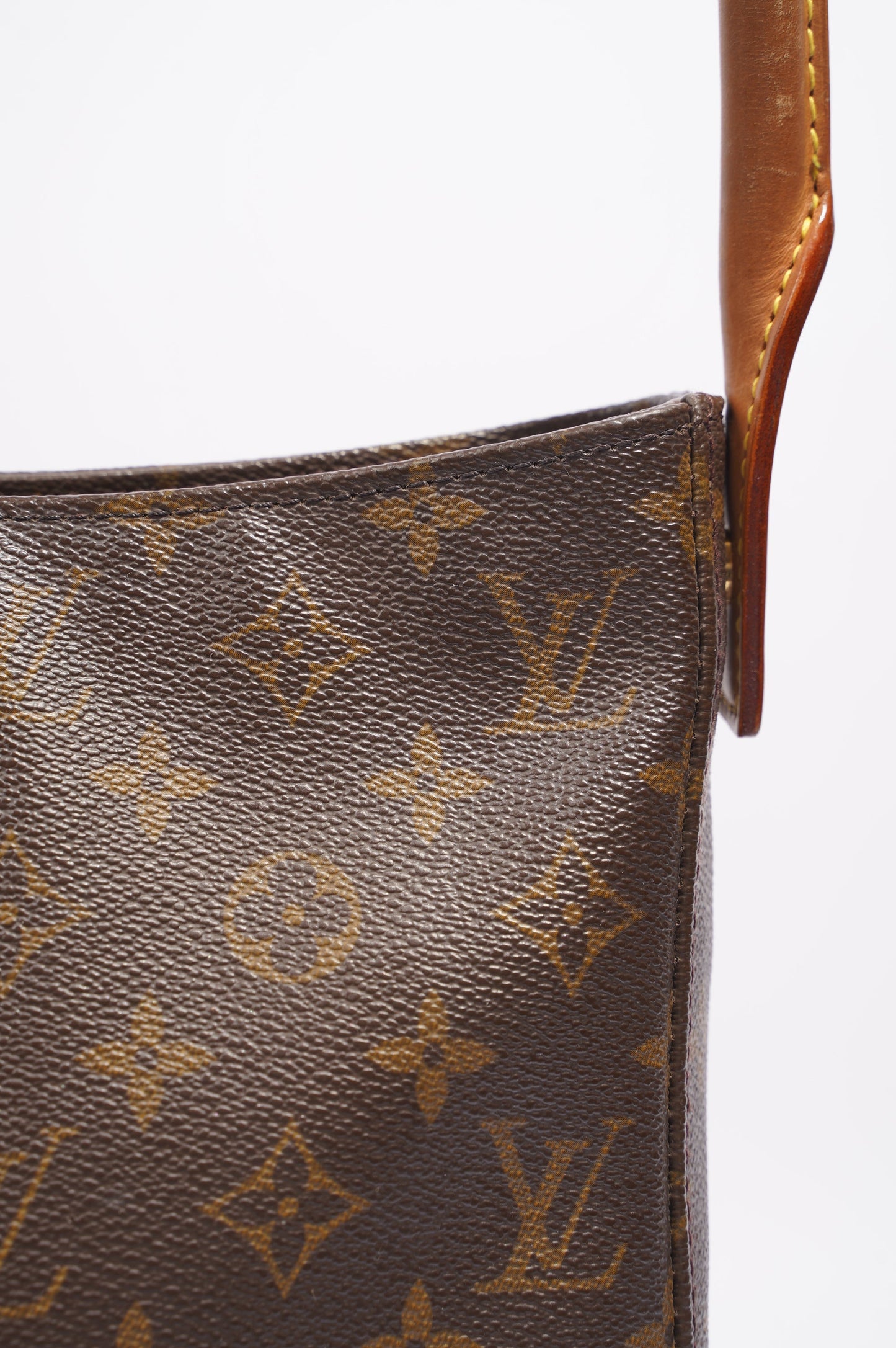 Louis Vuitton Looping Shoulder Bag Monogram Canvas GM