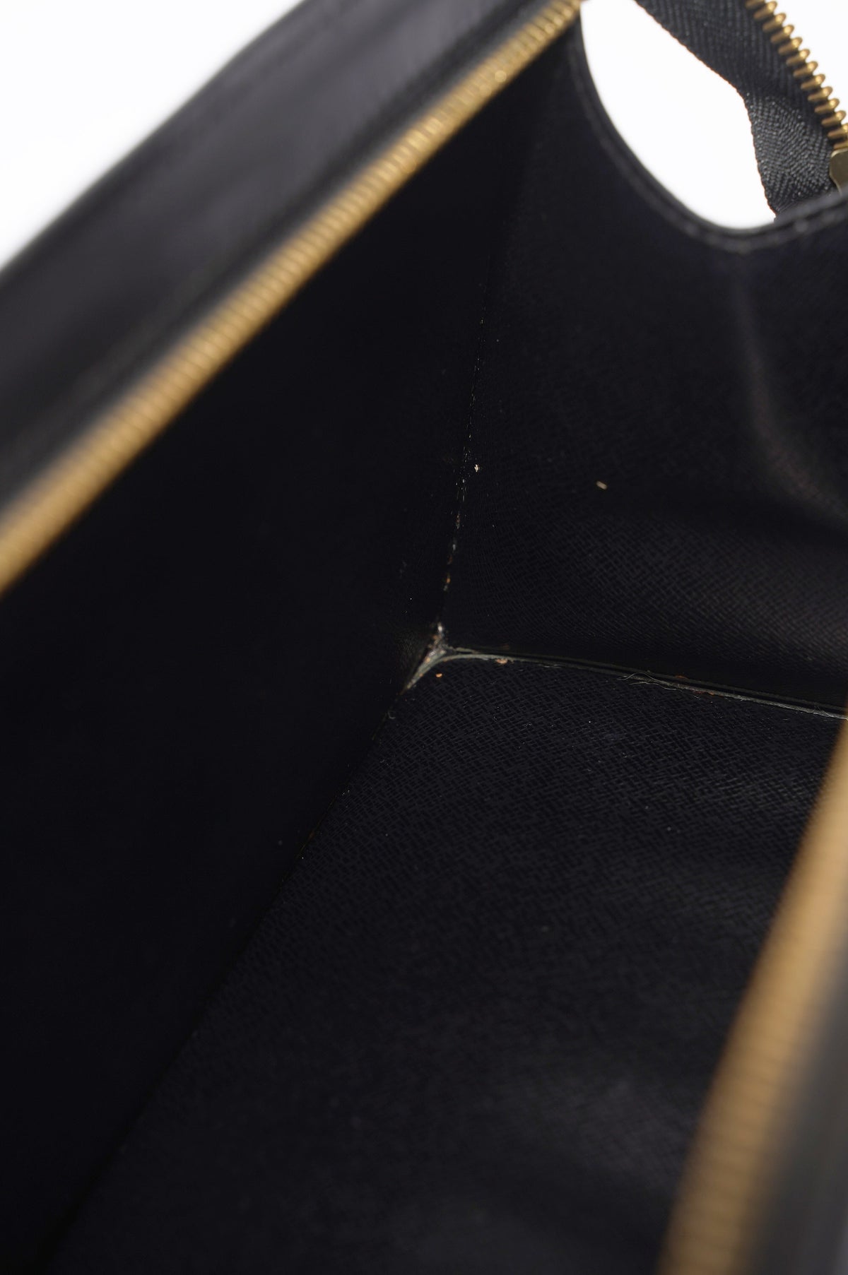 Louis Vuitton Sac Triangle Black Epi Leather