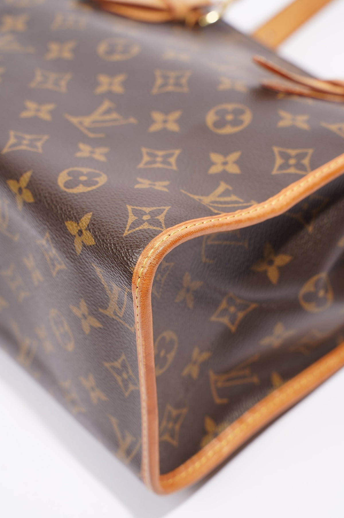 Louis Vuitton Popincourt Monogram / Beige Canvas