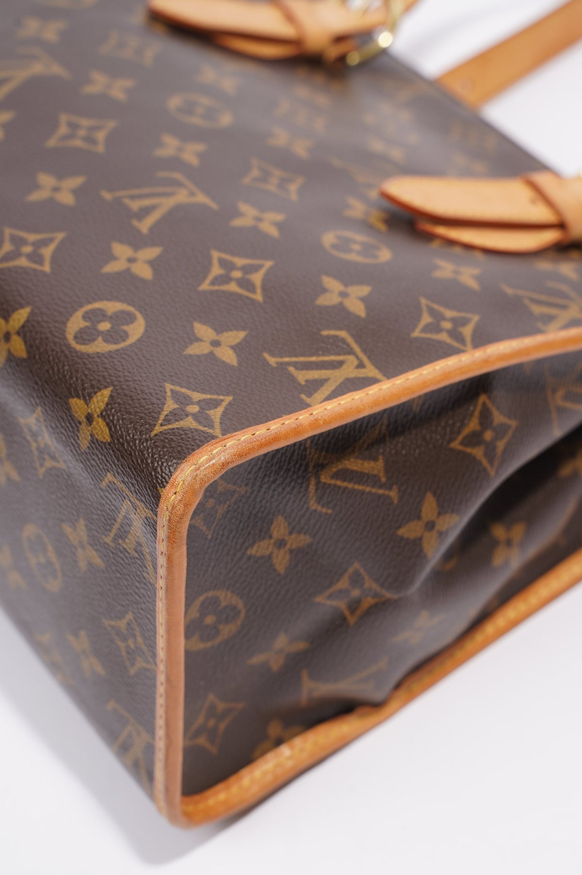 Louis Vuitton Popincourt Monogram / Beige Canvas