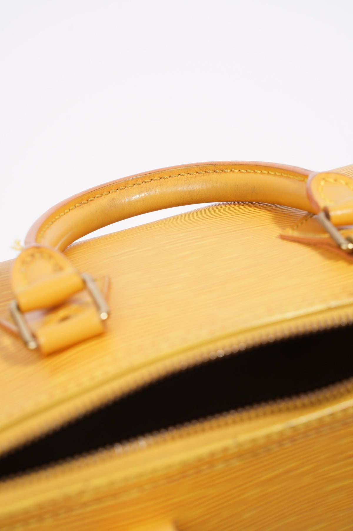 Louis Vuitton Speedy Monogram Canvas 25