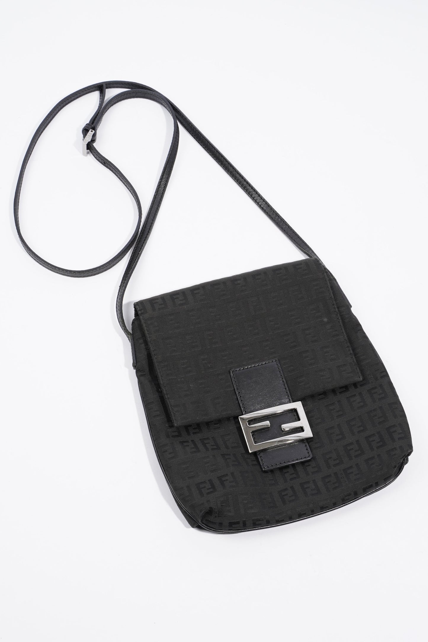 Fendi Zucchino Crossbody Bag Zucca Print / Black Canvas