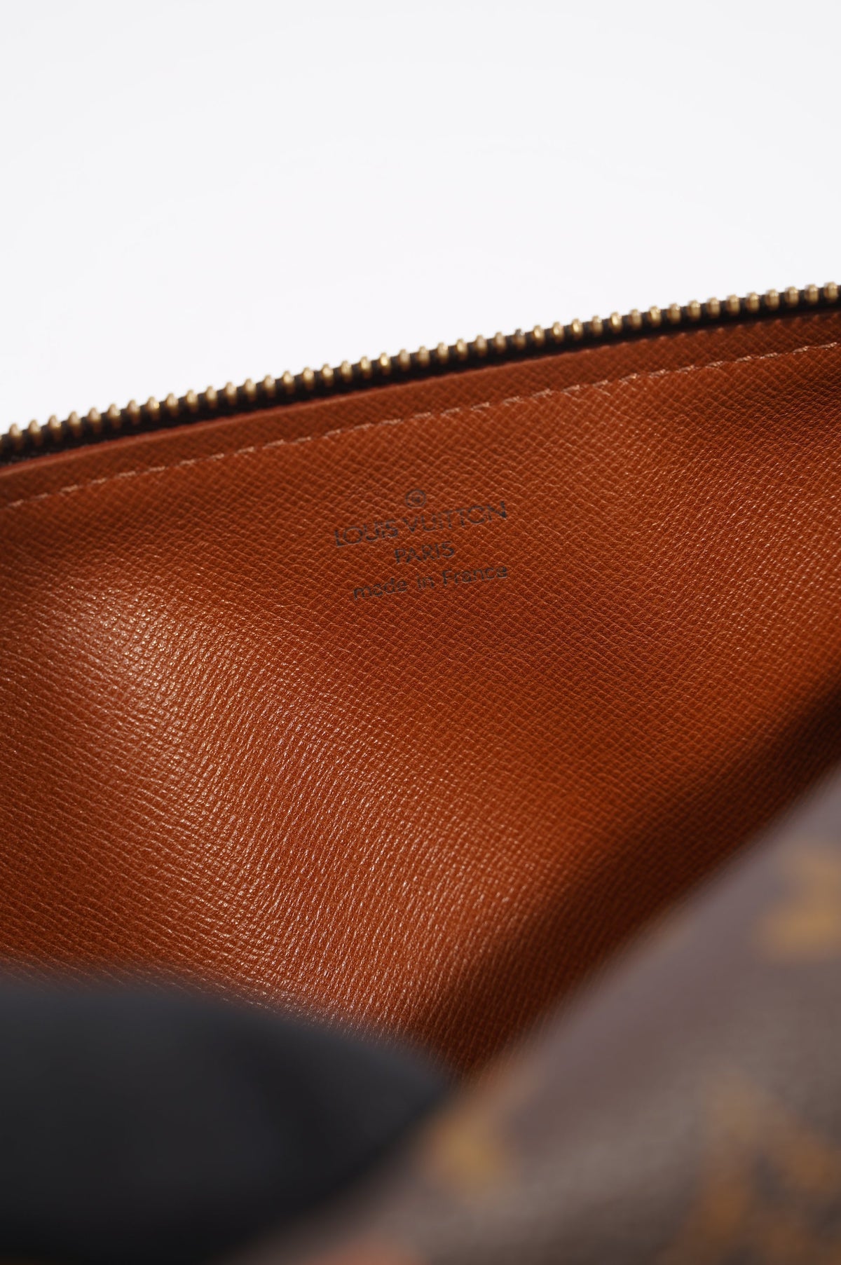 Louis Vuitton Papillon Monogram / Brown Canvas 30