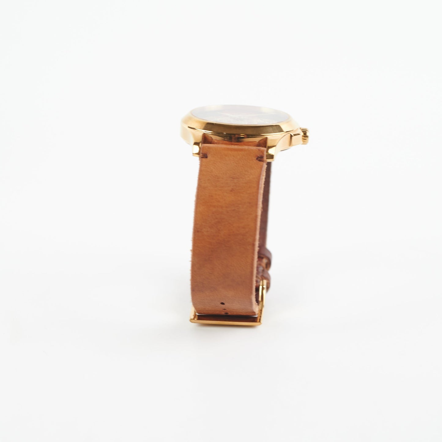 Gucci Timeless Bee Leather Strap Watch Brown