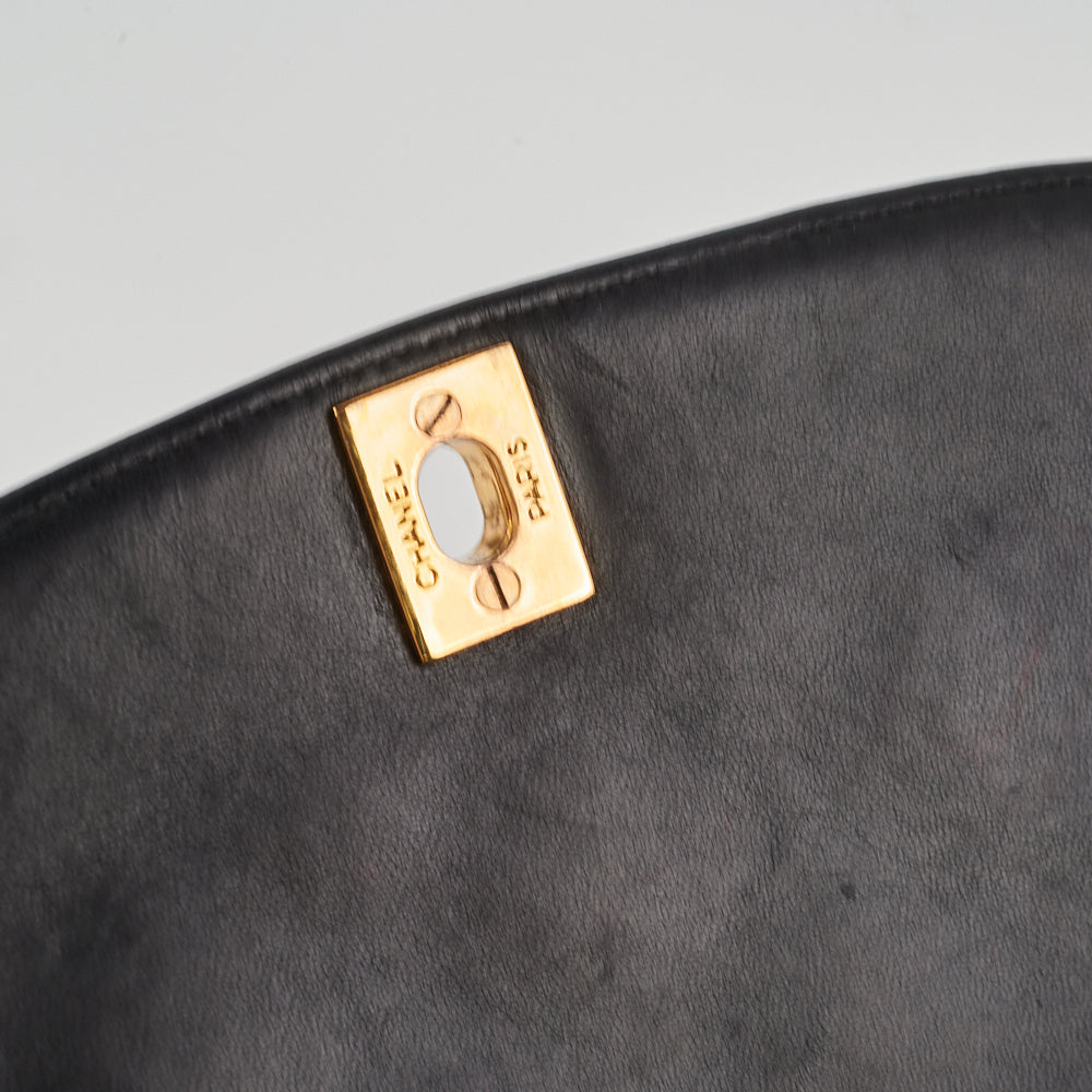 Chanel Medium Diana Black