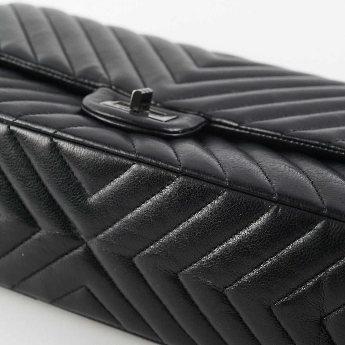Chanel Reissue Large 226 Chevron Calfskin