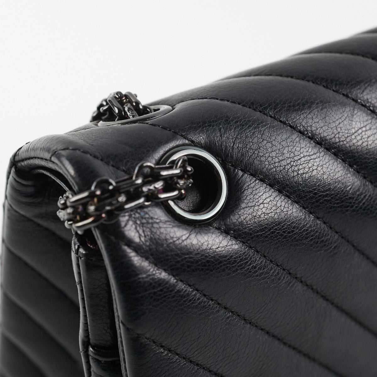 Chanel Reissue Large 226 Chevron Calfskin