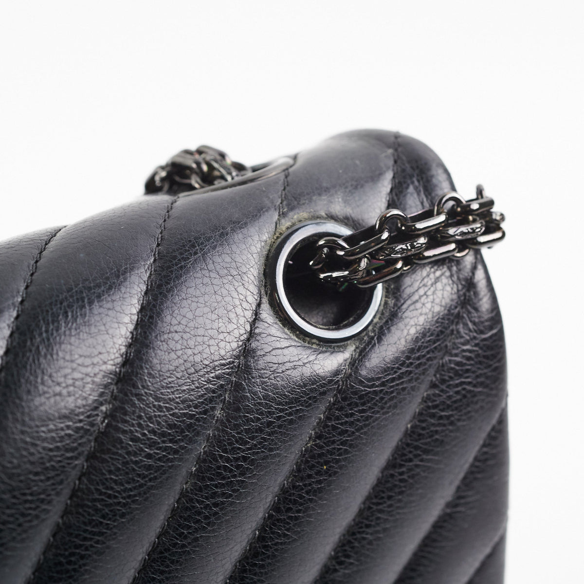 Chanel Reissue Large 226 Chevron Calfskin
