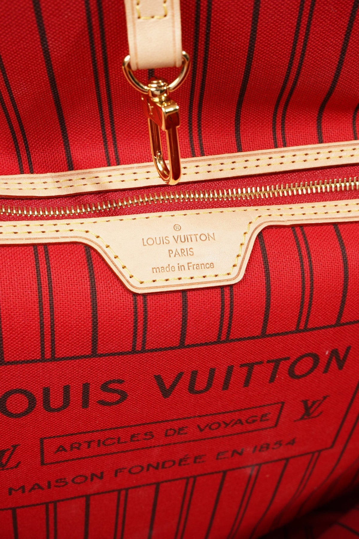 Louis Vuitton Neverfull Monogram Coated Canvas MM