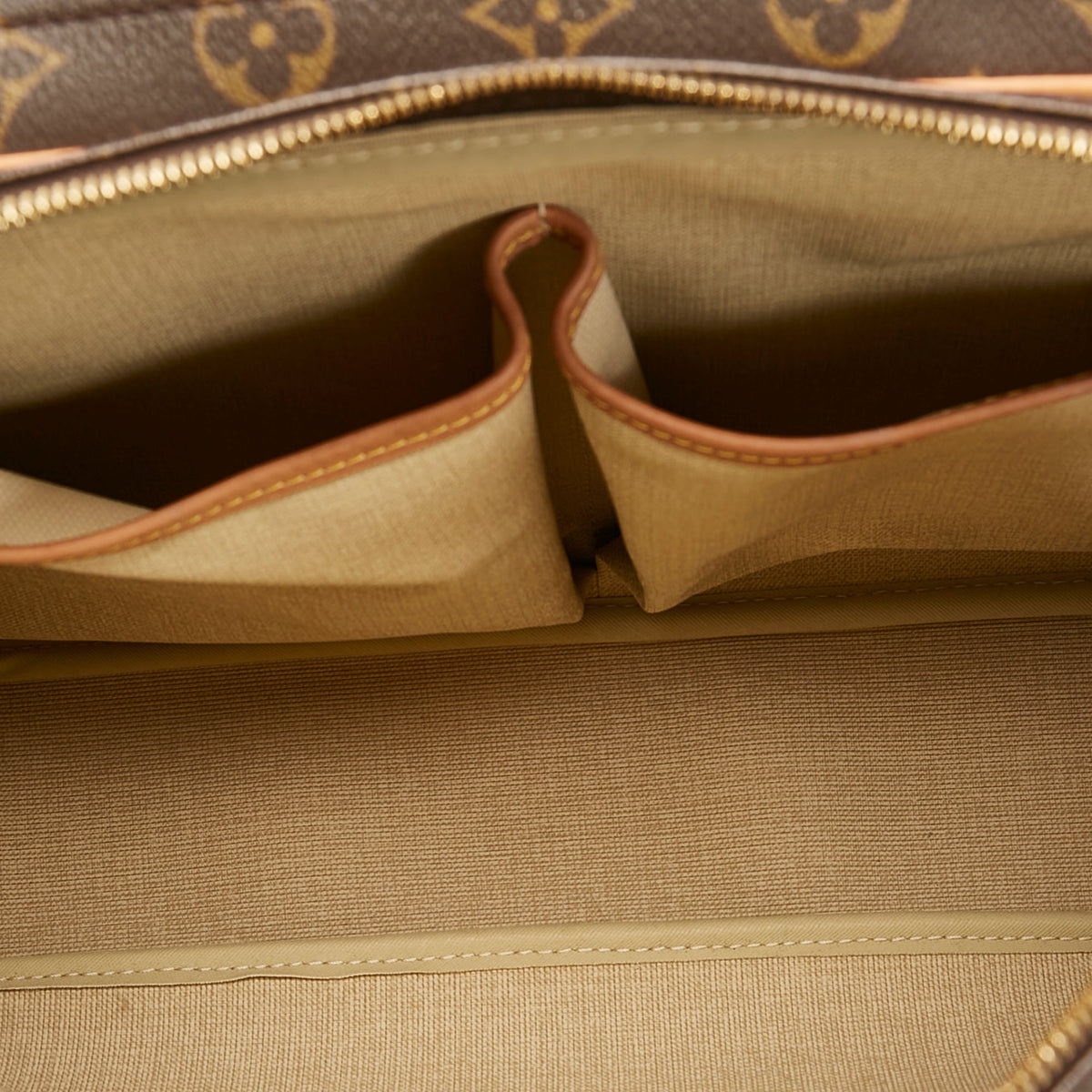 Louis Vuitton Reporter GM Monogram Canvas