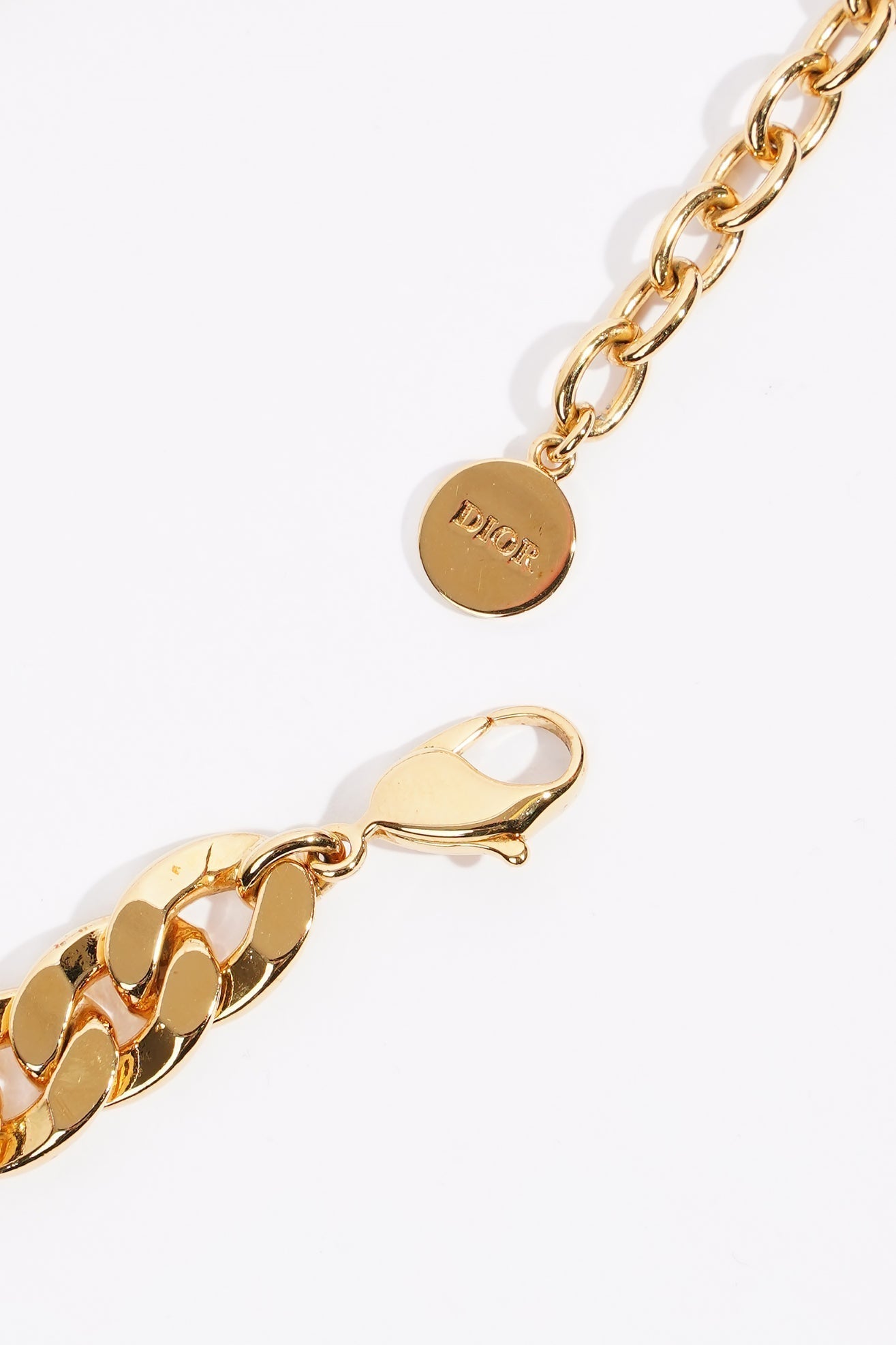 Christian Dior 30 Montaigne Chocker Gold Base Metal