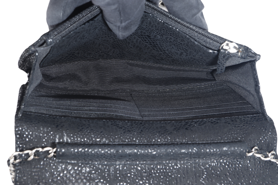 CHANEL W.O.C FLOWER LACE (1895xxxx) BLACK EMBOSSED GOATSKIN SILVER HARDWARE NO DUST COVER