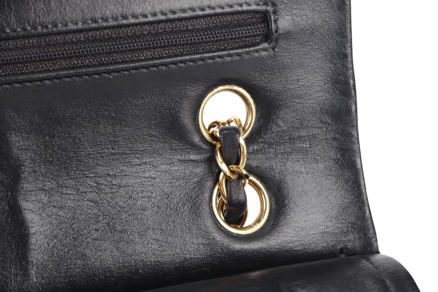 CHANEL VINTAGE CLASSIC DOUBLE FLAP (341xxxx) SMALL BLACK LAMBSKIN LEATHER GOLD HARDWARE NO DUST COVER