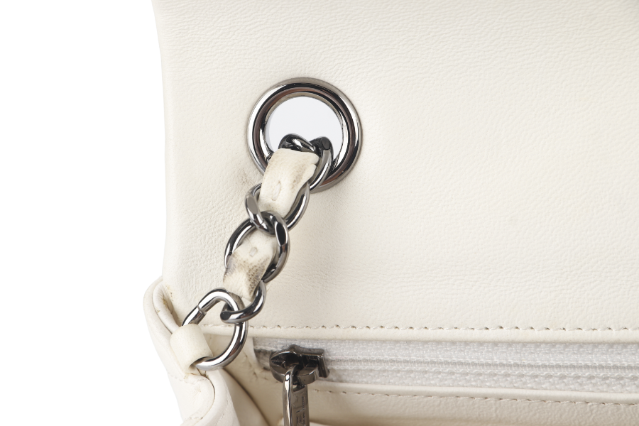 CHANEL QUILTING ENCHAINED FLAP BAG (1968xxxx) WHITE LAMBSKIN LEATHER SILVER HARDWARE WITH , DUST COVER AND BOX