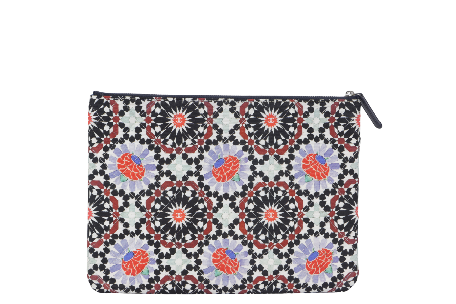 CHANEL QUILTED MULTICOLOR CLUTCH (2054xxxx) WITH DUST COVER AND BOX