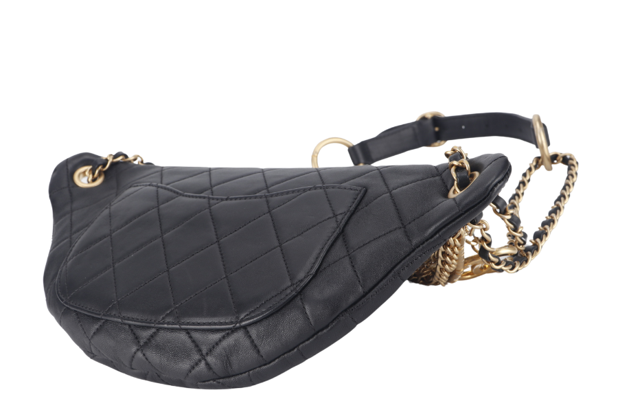 CHANEL 19A ALL ABOUT CHAINS (2830xxxx) BLACK LEATHER BUMBAG WITH  AND DUST COVER