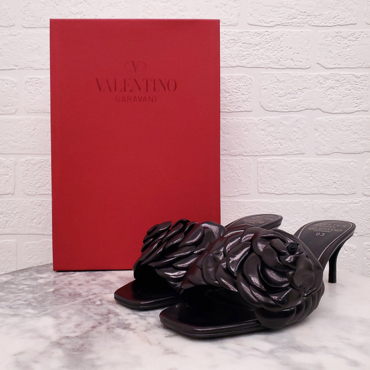 VALENTINO BLACK ROSETTE KITTEN HEELS - SIZE 37.5