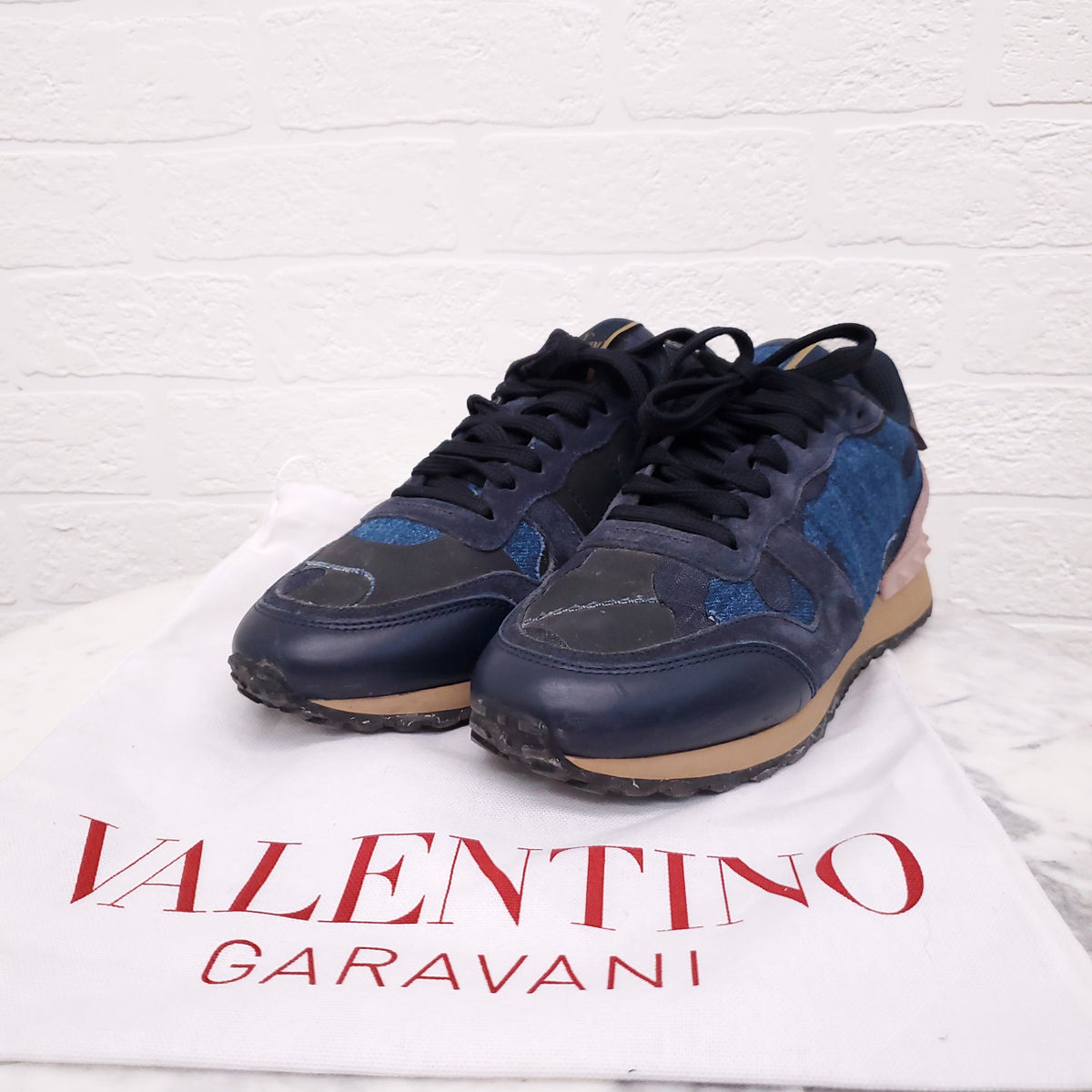 VALENTINO DENIM AND PINK SUEDE ROCKSTUD SNEAKERS - SIZE 37