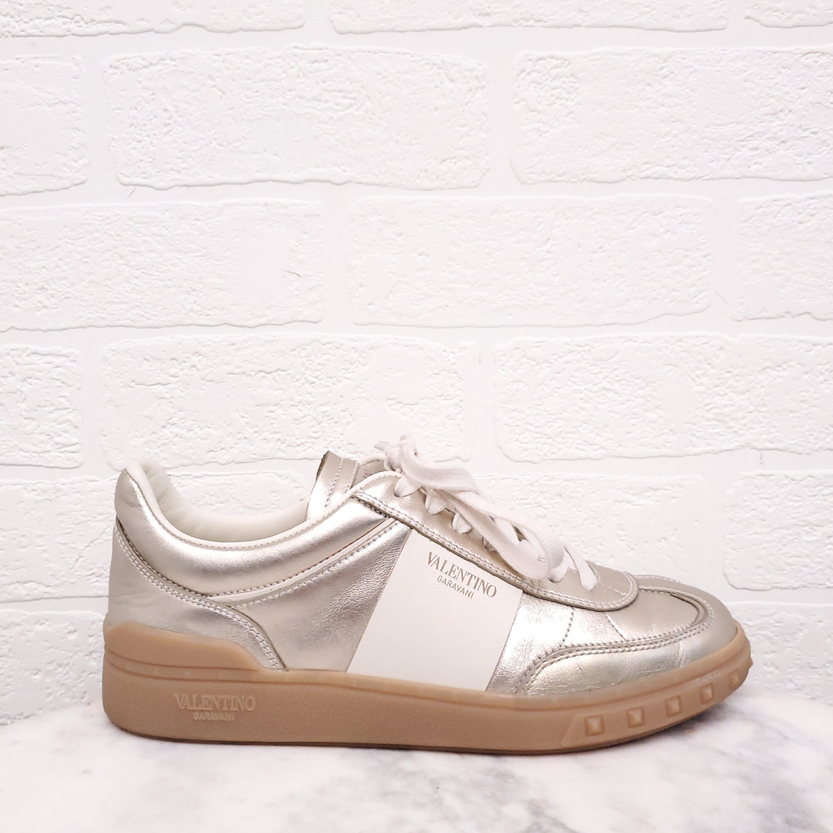 VALENTINO GOLD METALLIC LOGO SNEAKERS - SIZE 37