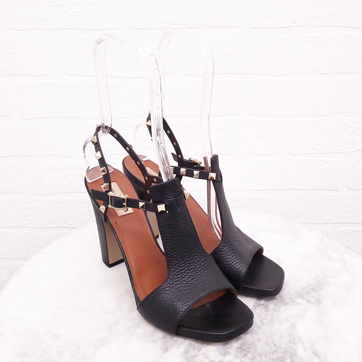 VALENTINO ROCKSTUD BLACK BLOCK HEELS - SIZE 40