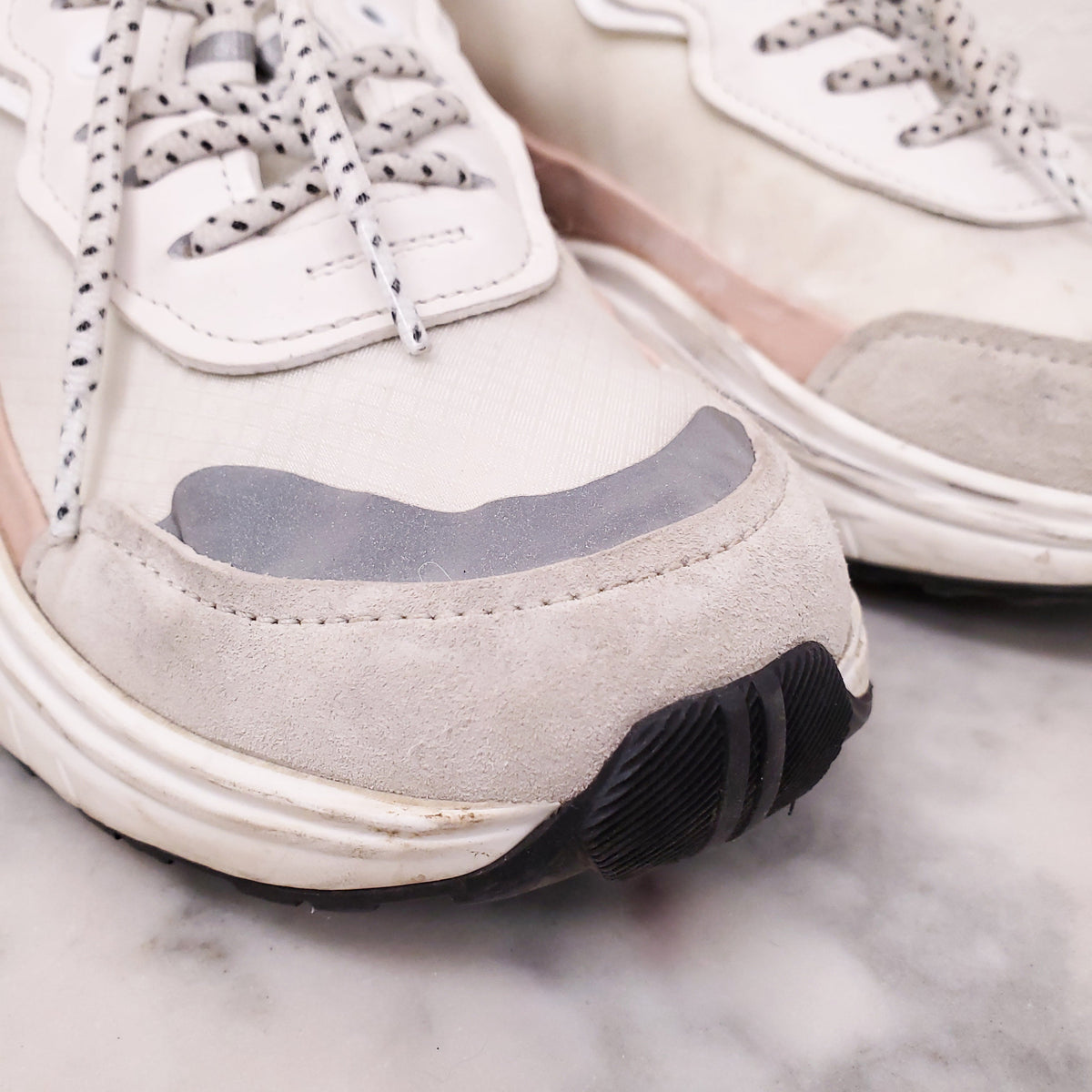 VALENTINO WHITE AND PINK FUZZY VLOGO SNEAKERS - SIZE 37