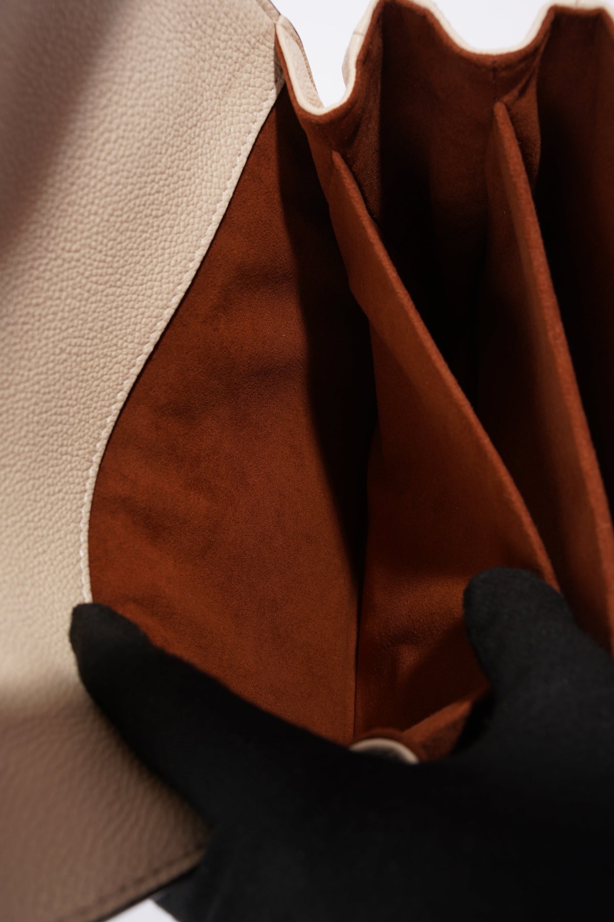 Louis Vuitton Pochette Metis Cream Empreinte Leather