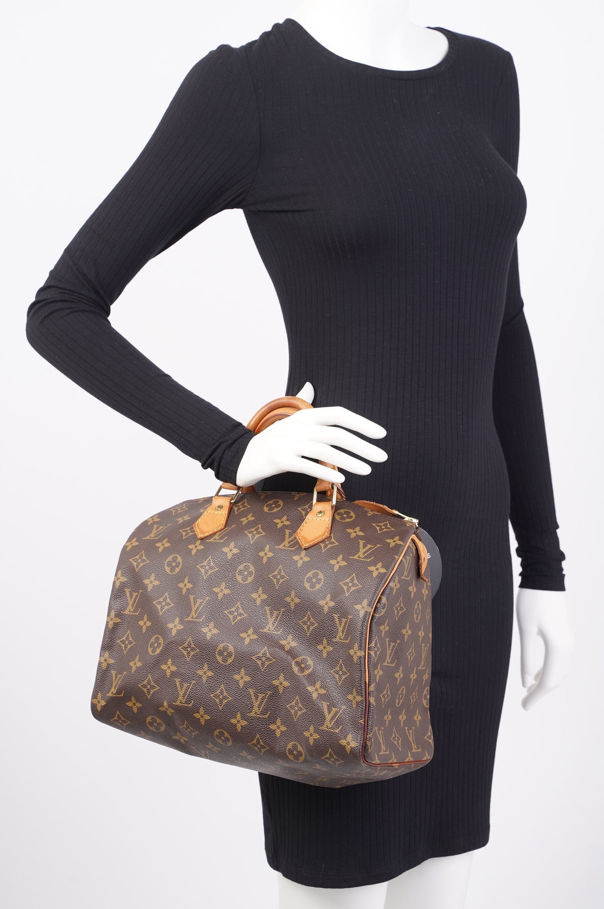 Louis Vuitton Speedy Monogram Canvas 35