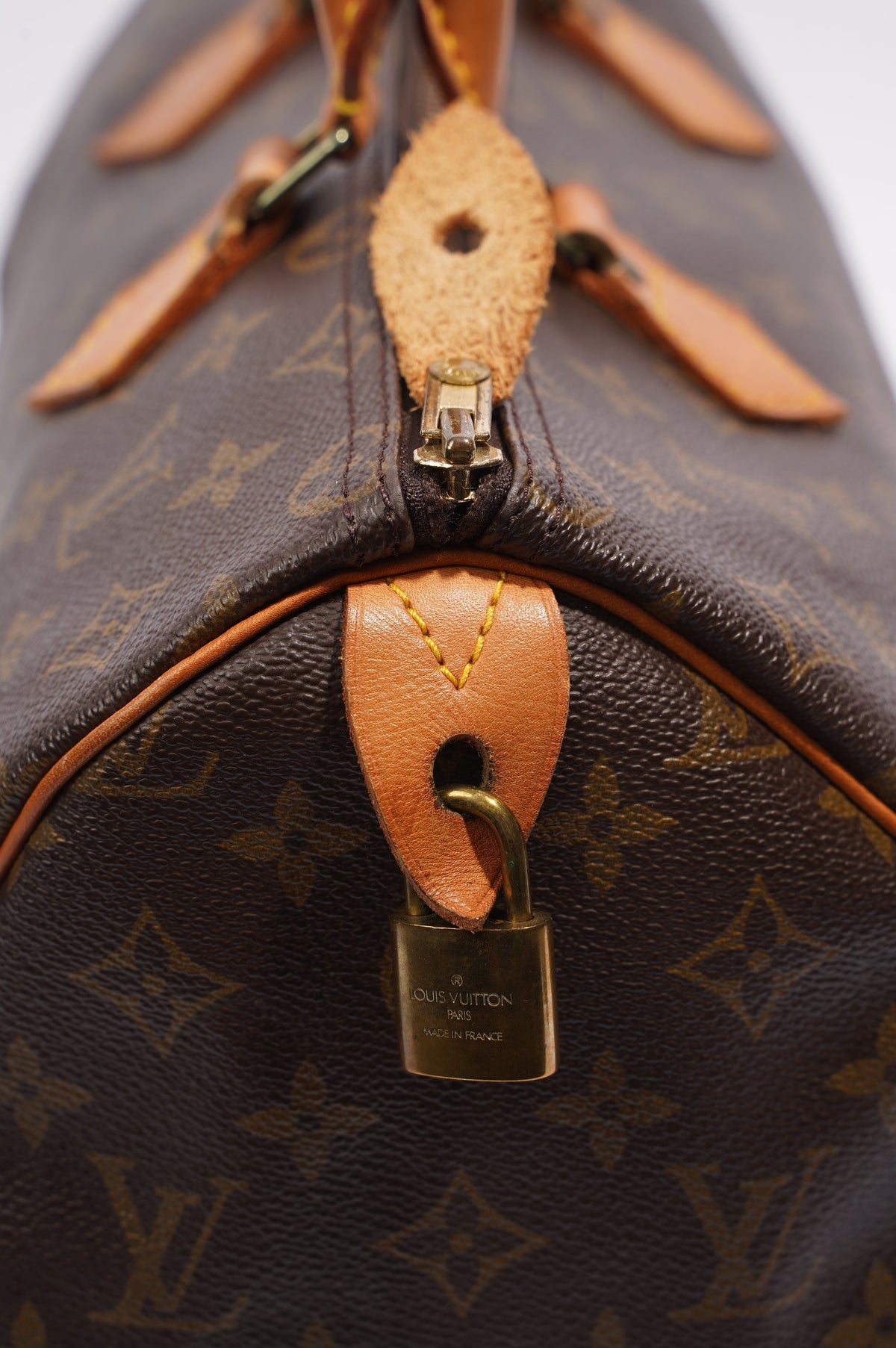 Louis Vuitton Speedy Monogram Canvas 35