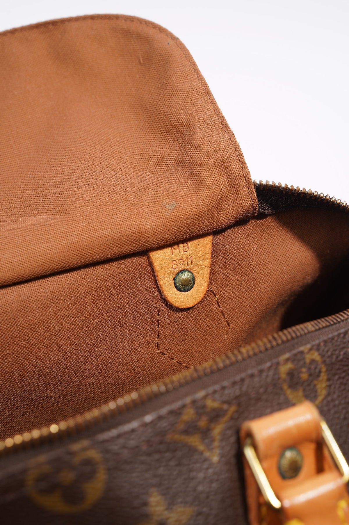 Louis Vuitton Speedy Monogram Canvas 35