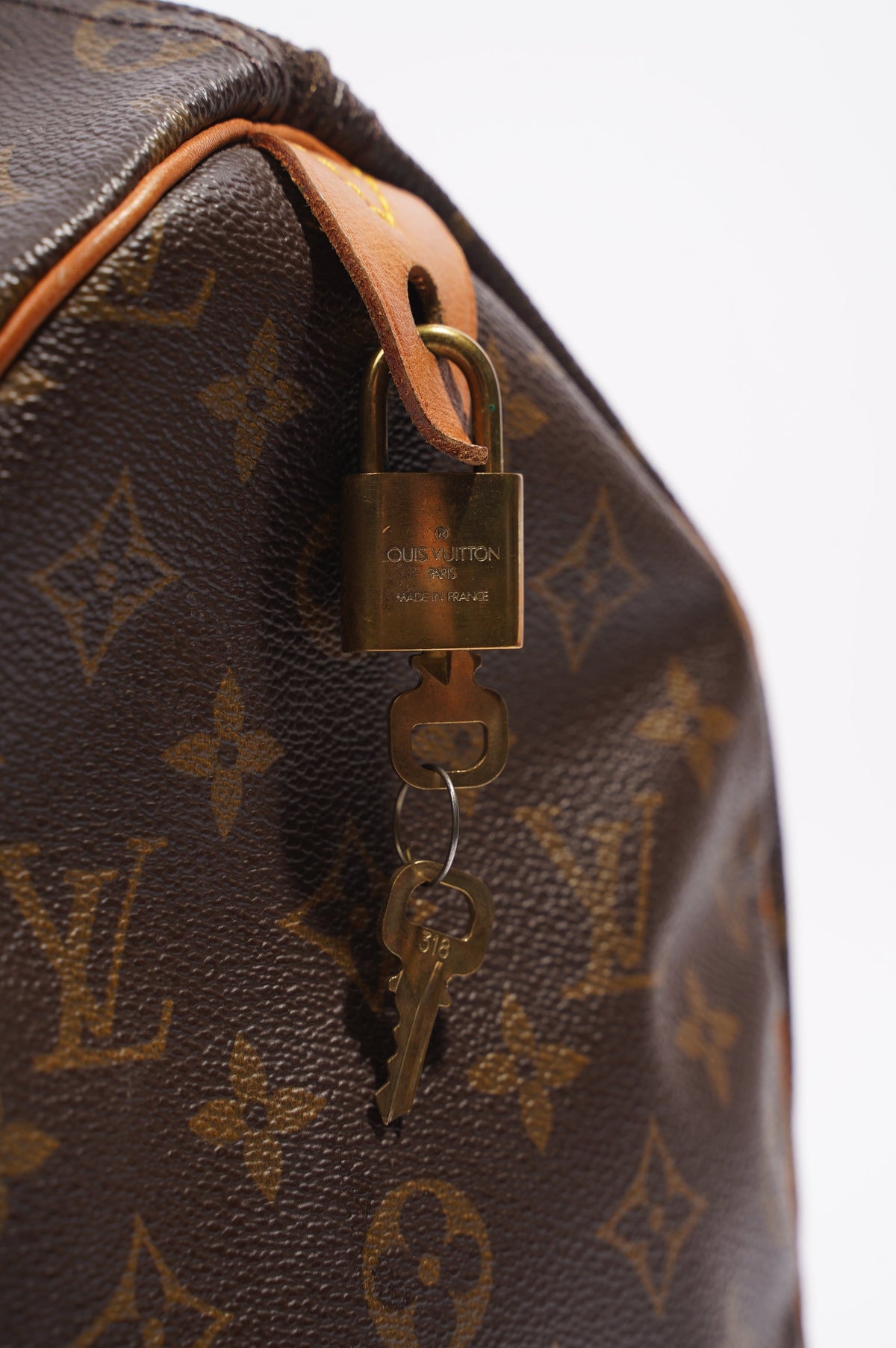 Louis Vuitton Speedy Monogram Canvas 35