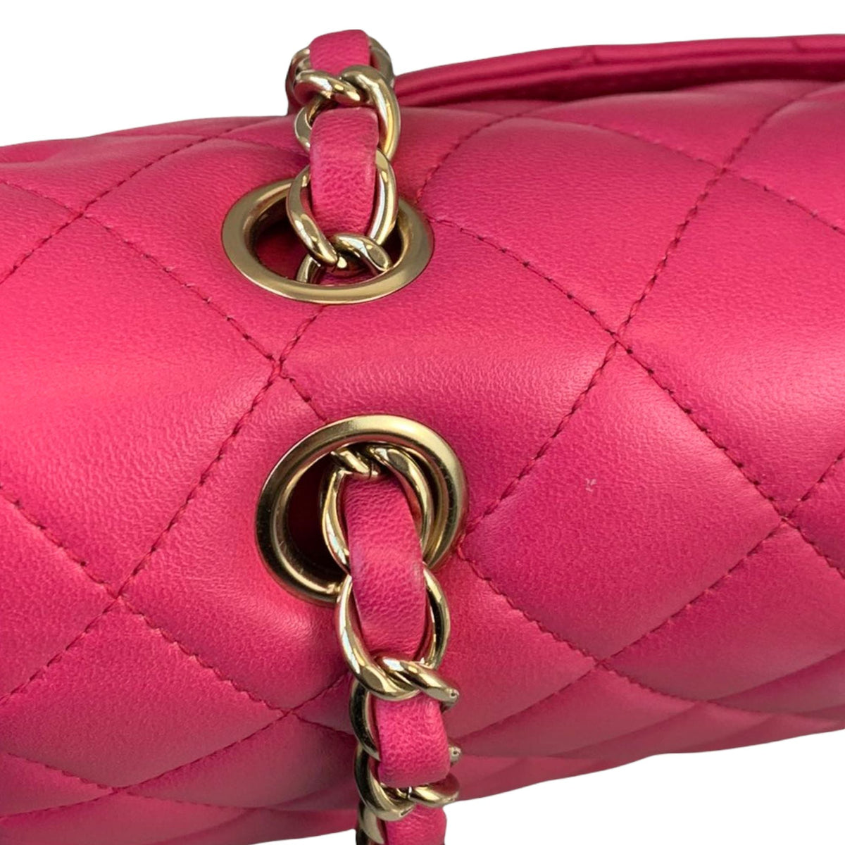 Classic Flap Medium Lambskin Pink GHW
