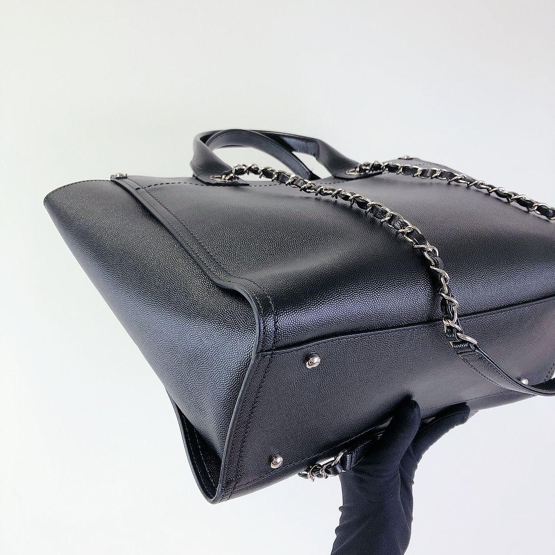 Deauville Tote Studded Large Caviar Black SHW