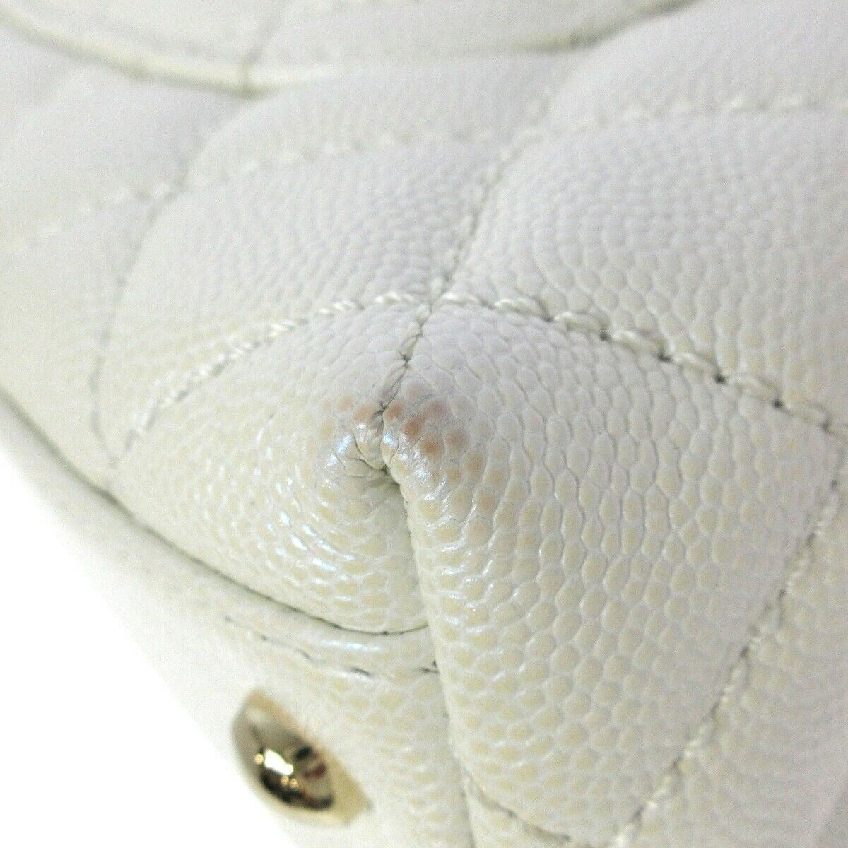 Coco Handle Mini Caviar Iridescent White LGHW