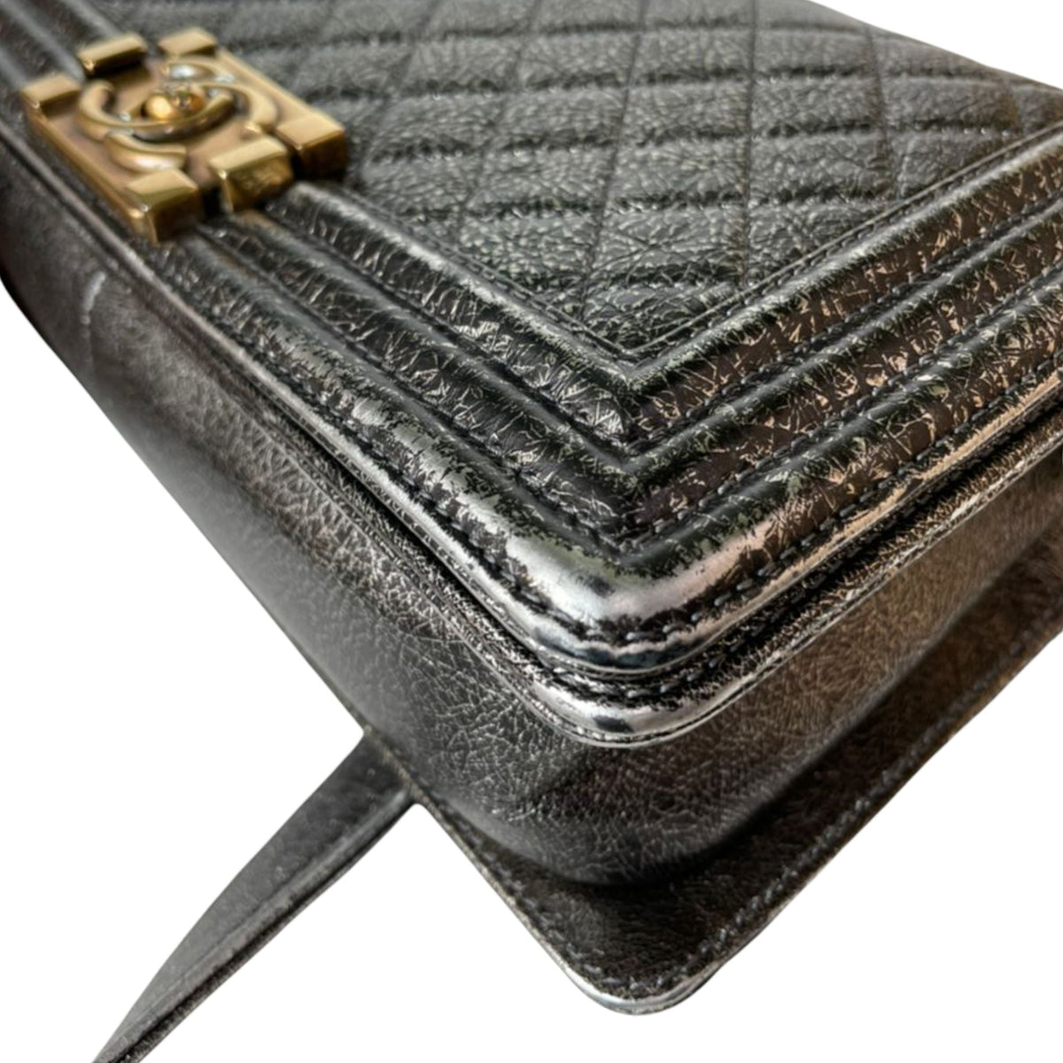 Old Medium Boy Aged Calfskin Black GHW