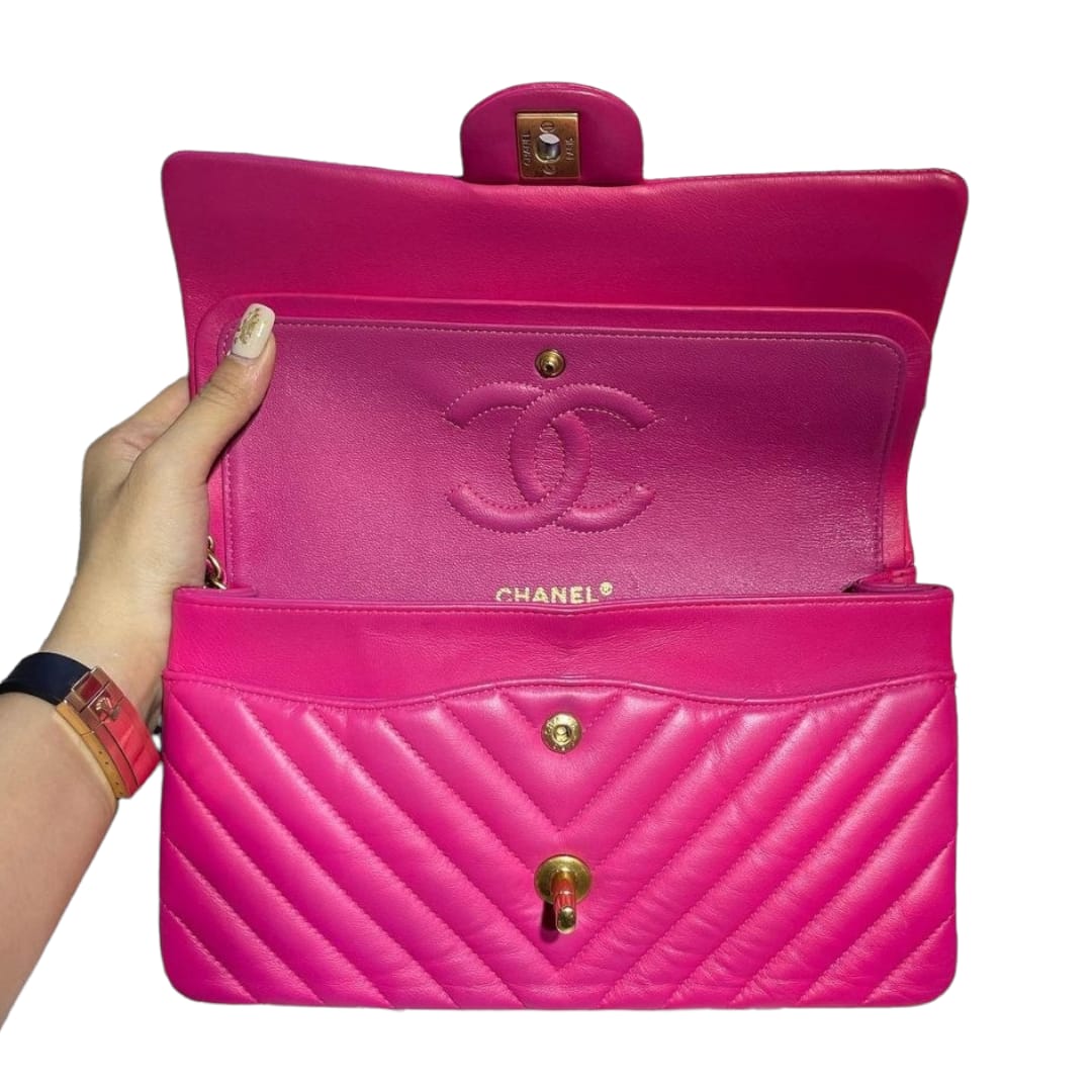 Classic Chevron Double Flap Medium Lambskin Pink GHW