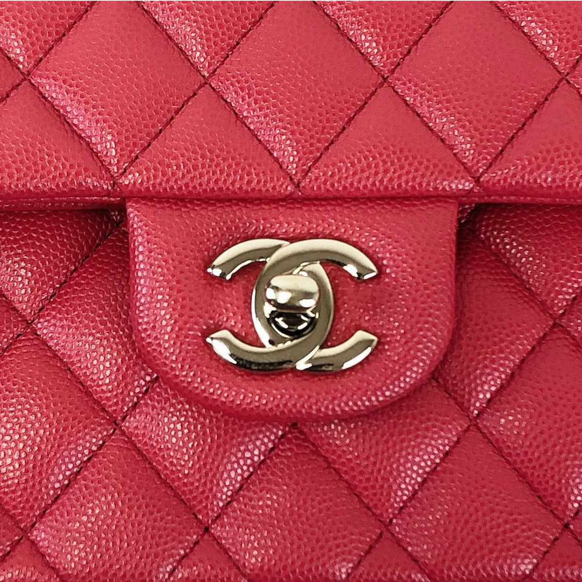 Small Classic Double Flap Caviar Red GHW