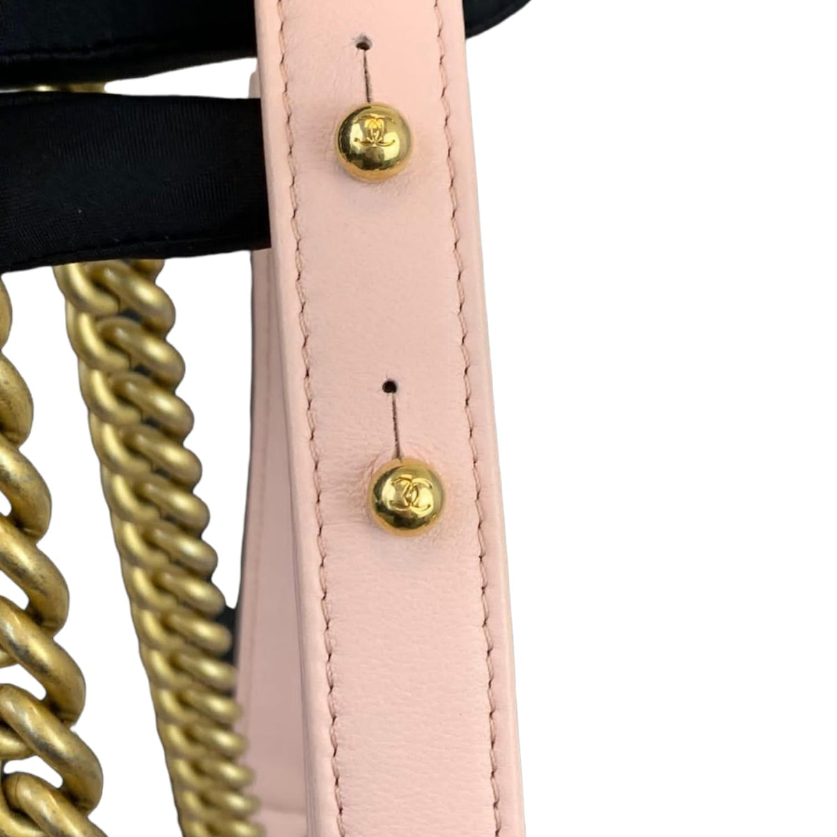 Old Medium Boy Bag Lambskin Pink GHW