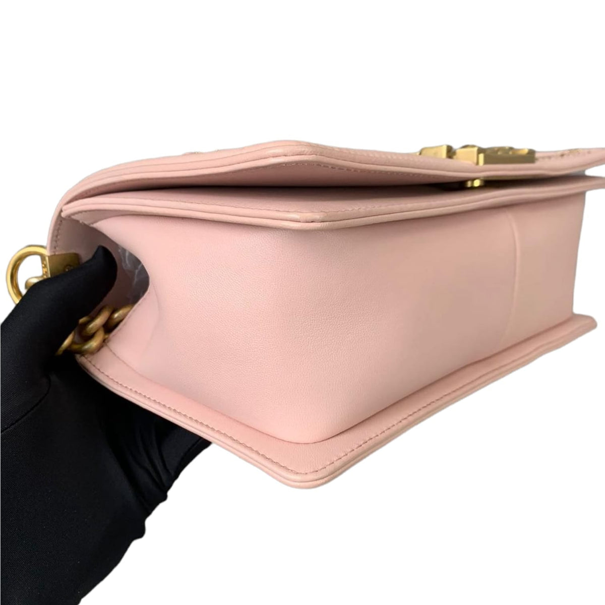 Old Medium Boy Bag Lambskin Pink GHW