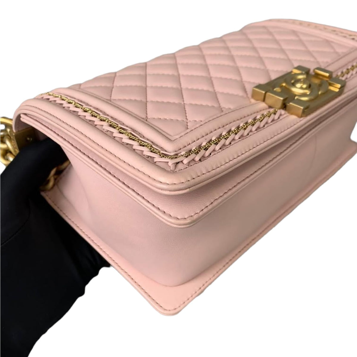 Old Medium Boy Bag Lambskin Pink GHW