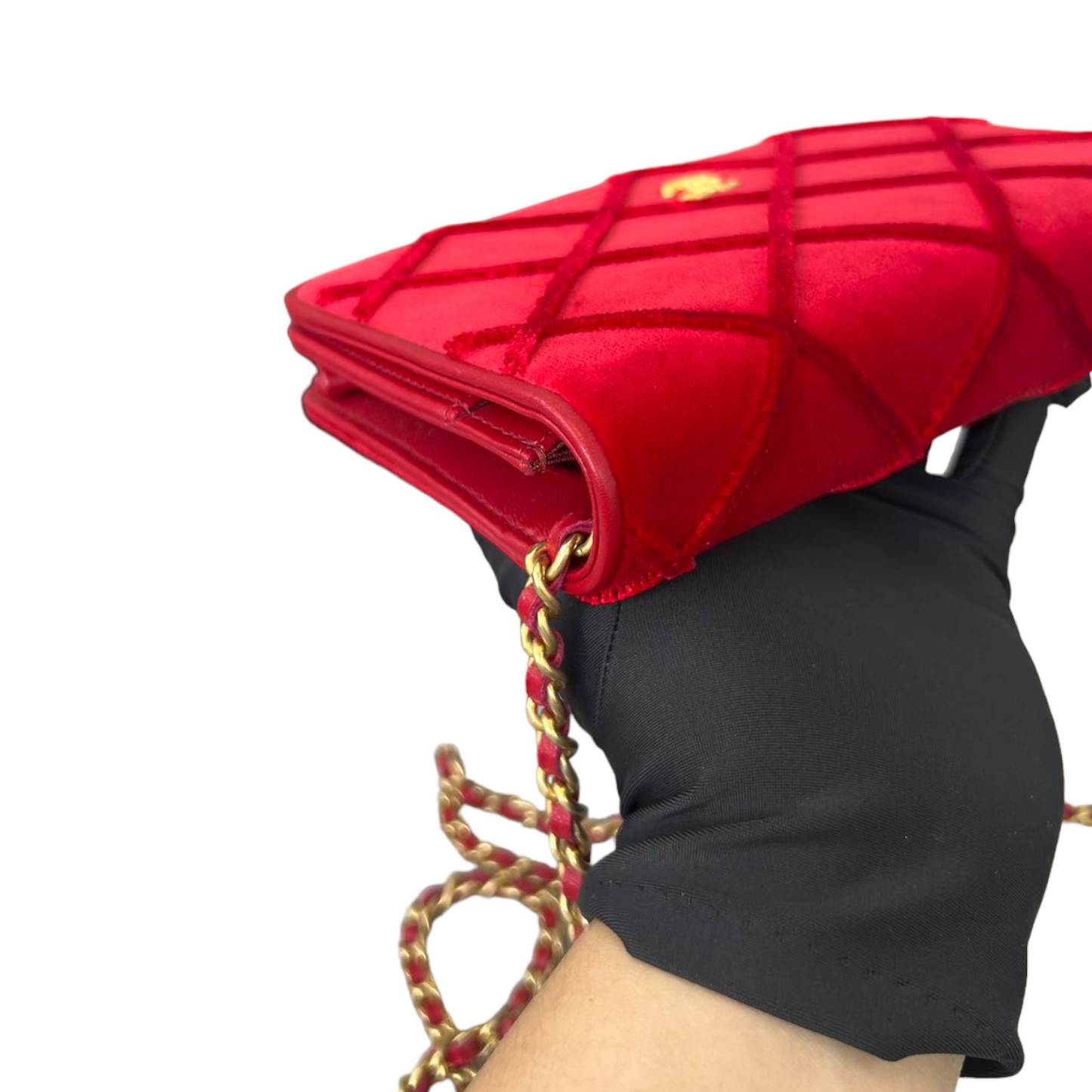 Wallet on Chain Velvet Red GHW