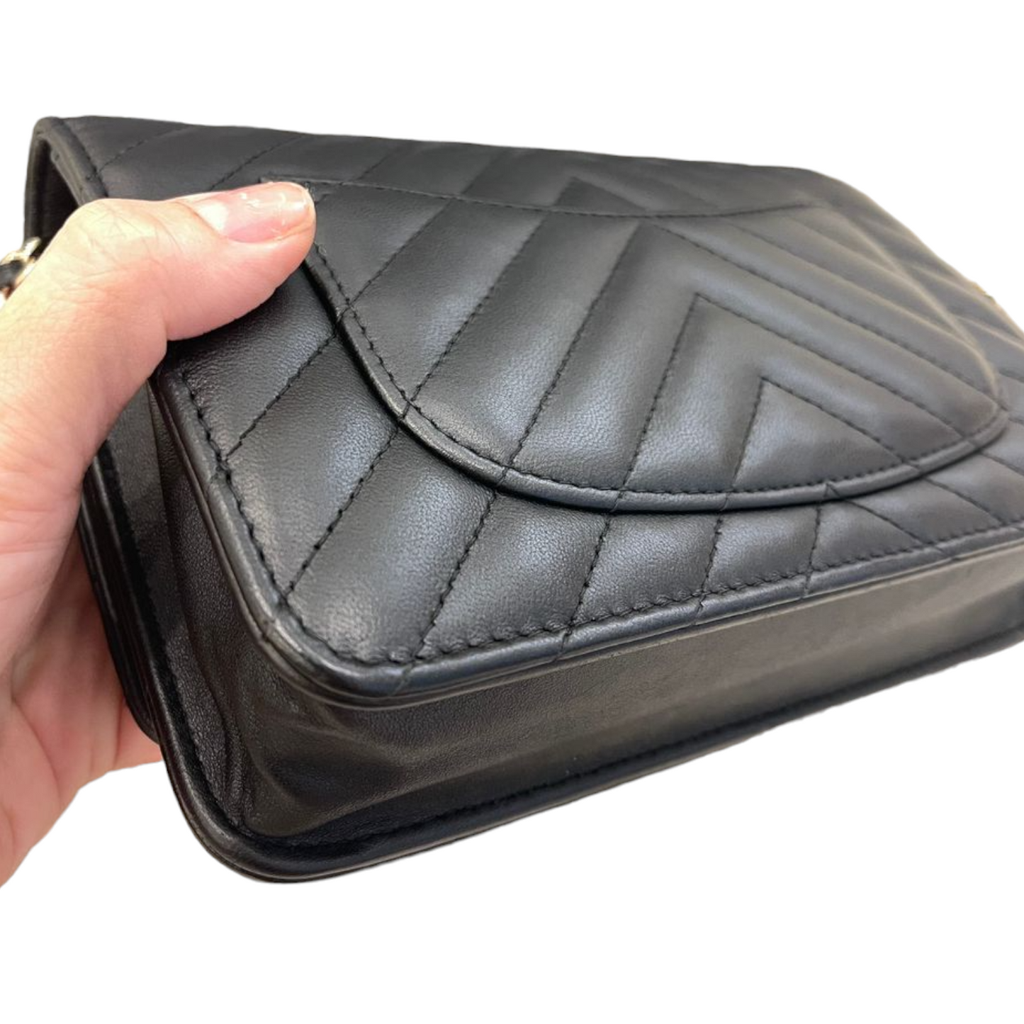 Lambskin Chevron Wallet on Chain WOC Black GHW