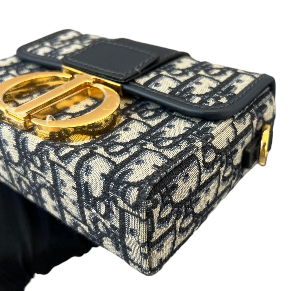 Oblique 30 Montaigne Box Bag Blue GHW