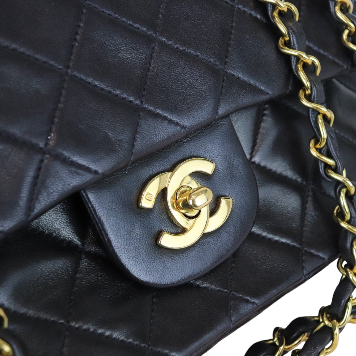 Classic Vintage Double Flap Small Lambskin Black GHW