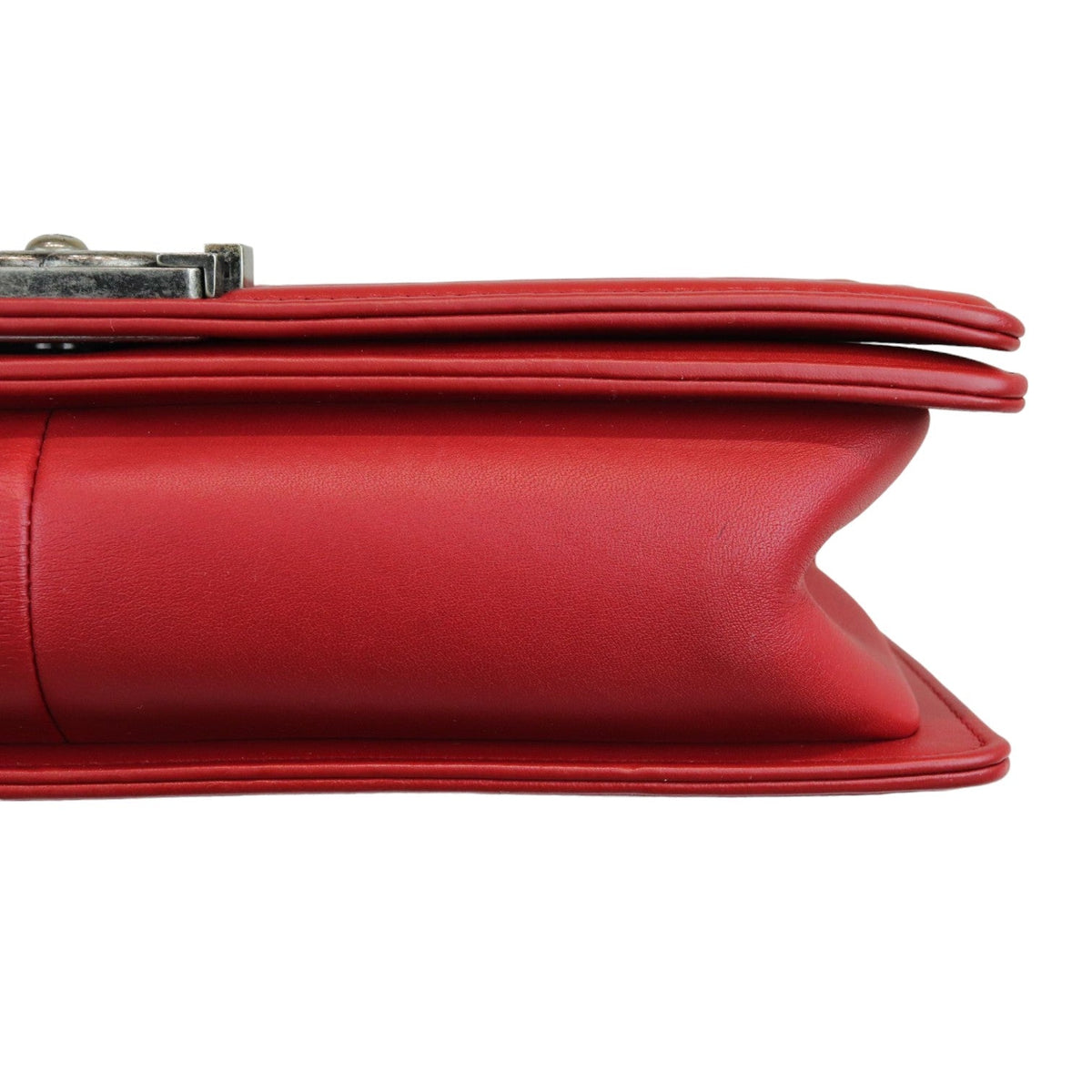 New Medium Boy Flap Calfskin Quilted Red RHW
