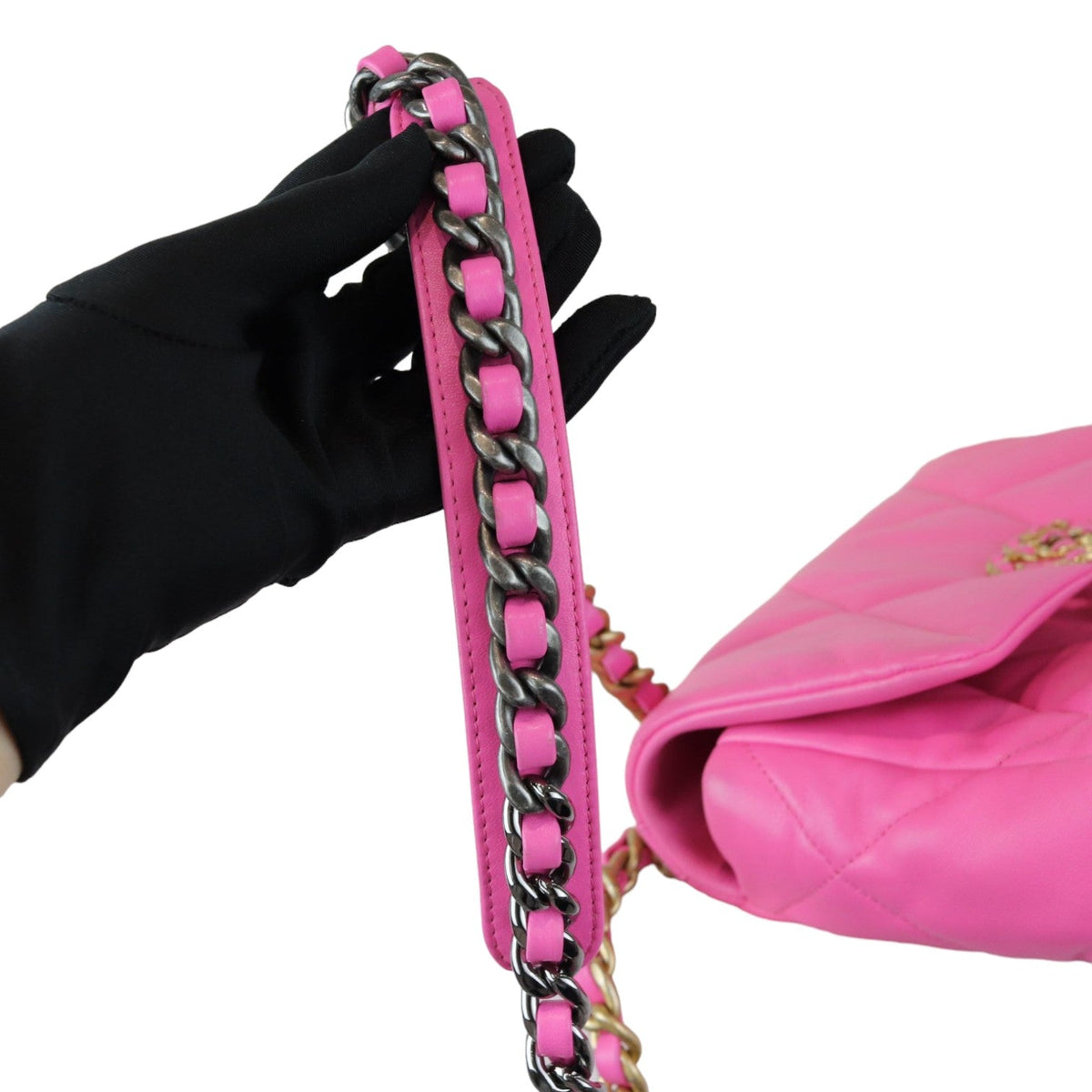 19 Flap Small Lambskin Quilted Pink MHW