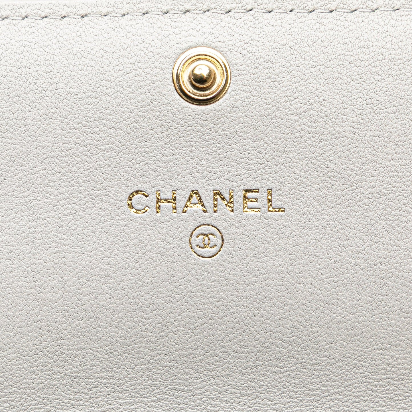 White Chanel Lambskin 19 Flap Coin Purse With Chain Crossbody Bag