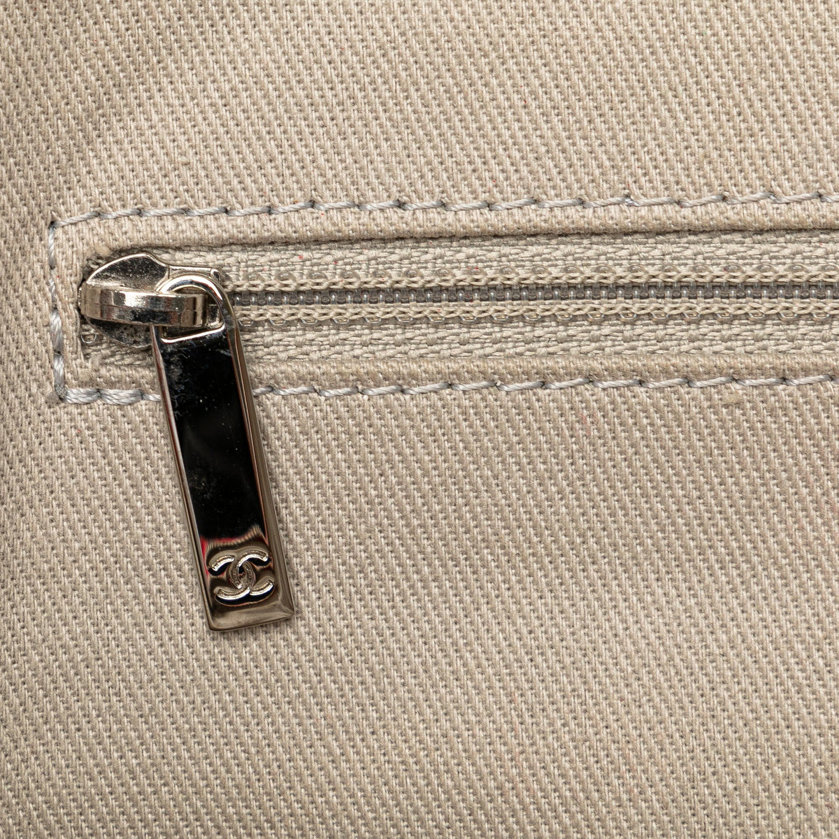 Red Chanel Jumbo Caviar Easy Flap Bag