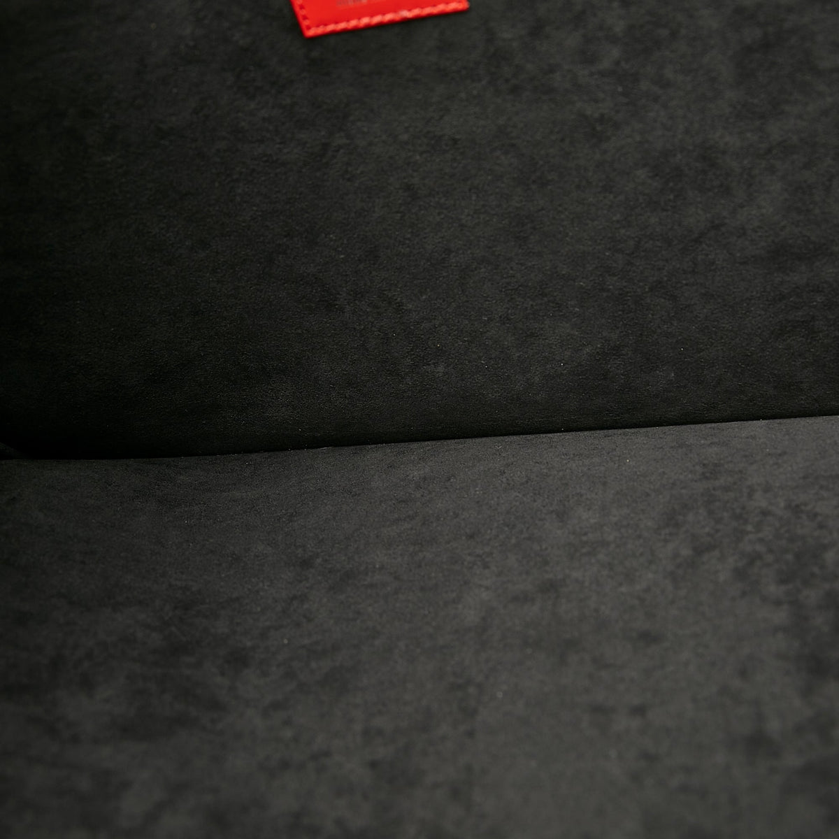 Louis Vuitton X Supreme Pochette Jour GM Red Epi