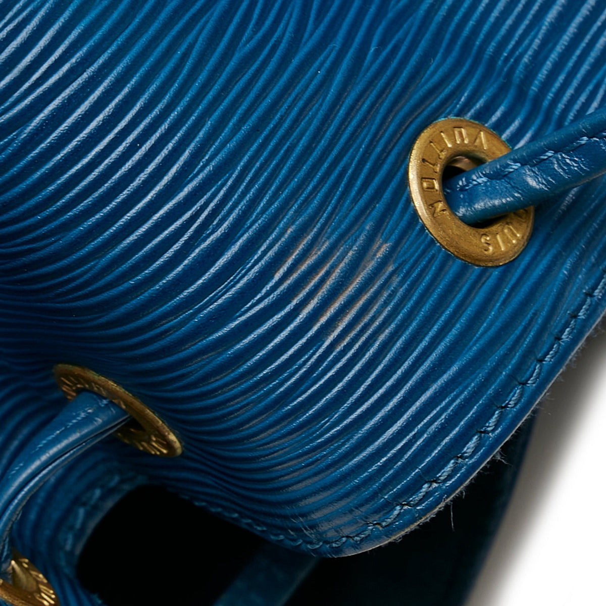 Louis Vuitton Petit Noé Blue Epi